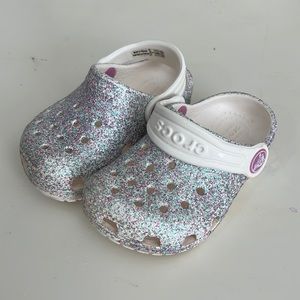 ✨ Crocs Classic Clog - Kids size C5 - Glitter ✨